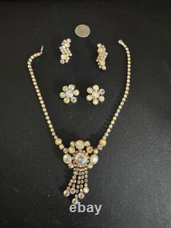 Vintage Unique Design necklace set two pairs of clip on earrings and a necklace
