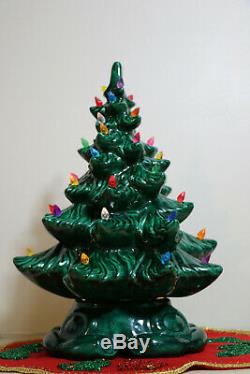 Vtg Lighted 2 Pc Atlantic Mold Ceramic Christmas Tree 17.5 Two Sets Of Bulbs