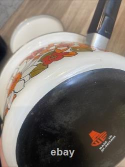 WE Vintage Flower Power 1970's 2 X Saucepans With Lids Great British Enameled