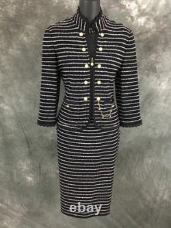 BEAU ensemble jupe en tricot multicolore bleu noir rose perle de la collection St John taille 4