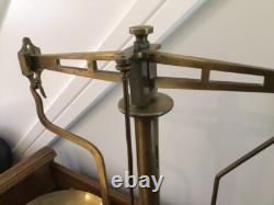 Balances en laiton vintage S Maw Son and Sons, très collectables, deux ensembles de poids en laiton.