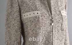 COLLECTION ST. JOHN Ensemble de top et jupe en tweed clouté 2 pièces à 1890 $ Taille 4
