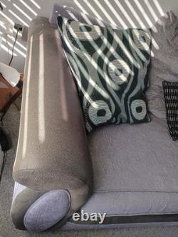 Canapé et deux fauteuils avec repose-pieds, ensemble (à retirer sur place)