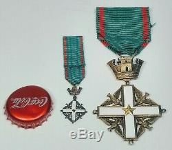 Circa 1960 République Italienne Ordre Du Mérite Commandant Croix Deux Pièces Ensemble De Médailles