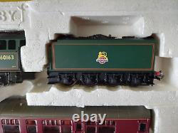 Coffret de trains Hornby Railways TORNADO EXPRESS A1 Loco + 3 Coaches cadeau de Noël idéal