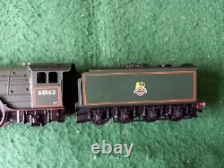 Coffret de trains Hornby Railways TORNADO EXPRESS A1 Loco + 3 Coaches cadeau de Noël idéal