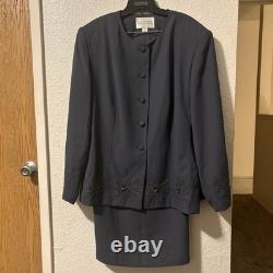 Collection Exécutive Ensemble veste et jupe ornés de perles pour femme grande taille 24W gris foncé formel