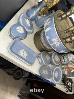 Collection Jasper Wedgewood 10 pièces : Deux vases et sept autres pièces