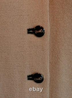Collection ST. JOHN en maille Veste beige Jupe L 10 12 Ensemble 2 pièces Boutons Broderie