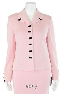 Collection St. John Ensemble 2 pièces Veste et Haut Santana en Rose Clair taille 12/M Collection St. John Ensemble 2 pièces Veste et Haut Santana en Rose Clair taille 12/M