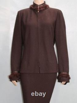 Collection St. John Veste Marron Jupe Taille L 10 8 Ensemble 2 pièces Boutons Clous Bord en Fourrure Collection St. John Veste Marron Jupe Taille L 10 8 Ensemble 2 pièces Boutons Clous Bord en Fourrure