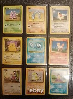 Collection de cartes Pokémon de la série de base Ex/Nm Charizard et deux PSA 8 Holos presque complètes (94/102)