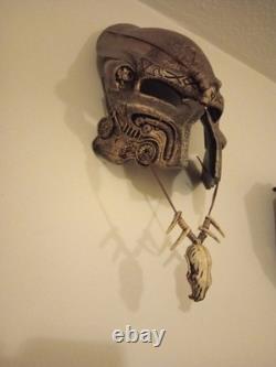 Collection de masques Predator, lot de deux pièces de collection, réplique très lourde faite à la main