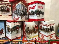 Complete Set De Budweiser Holiday Steins 1980-2018 Plus Deux Lim-ed Steins