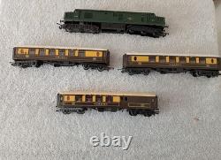 Composants Triang à l’échelle OO du train miniature Rs. 9
