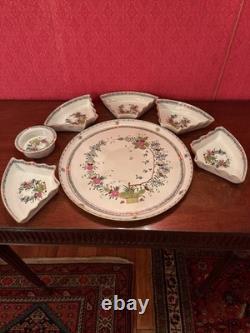 DEUX ENSEMBLES d'Assiettes à Hors d'Oeuvres en Porcelaine Peinte à la Main de Herend