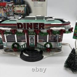 Department 56 Snow Village Shelly's Diner Ensemble de deux pièces n°55008 éclairé