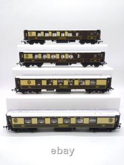 Ensemble Hornby Pullman de 4 voitures Aurelia et Chloria et voitures 27 et 54 (jamais utilisé) état neuf
