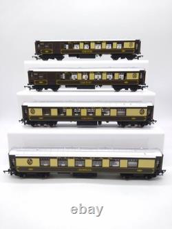 Ensemble Hornby Pullman de 4 voitures Aurelia et Chloria et voitures 27 et 54 (jamais utilisé) état neuf