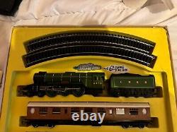 Ensemble TRIANG-HORNBY RS. 608 FLYING SCOTSMAN, toutes les pièces d'origine, fonctionne bien