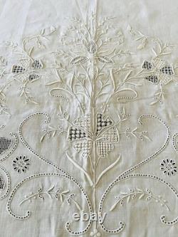 Ensemble ancien de couvre-lit/jeté de lit en pur lin et 2 taies, broderie à la main détaillée