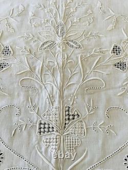 Ensemble ancien de couvre-lit/jeté de lit en pur lin et 2 taies, broderie à la main détaillée