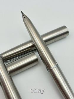 Ensemble de 2 stylos plume PILOT Myu 701 argentés courts, plume F et M, vintage
