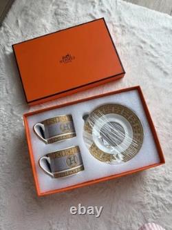 Ensemble de 2 tasses à café/thé en porcelaine or avec logo big d'Hermès Mosaique au 24