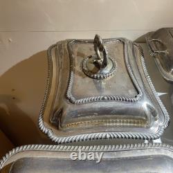 Ensemble de 5 pièces antiques en argent plaqué anglais Sheffield, couverts, en deux parties séparées