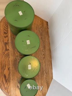 Ensemble de boîtes et bidons en métal galvanisé vert Two's Company à charnière, style rustique vieilli
