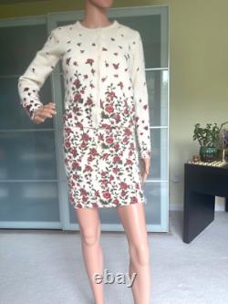 Ensemble de cardigan en laine féminine florale romantique vintage de la collection Hugo Buscati