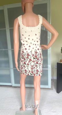 Ensemble de cardigan en laine féminine florale romantique vintage de la collection Hugo Buscati