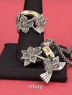 Ensemble de chaîne en argent sterling bicolore avec 16 fleurs et colibris, accompagné d'une bague taille 8.