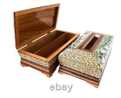 Ensemble de deux boîtes en bois antique incrustées avec décor faites à la main en Perse