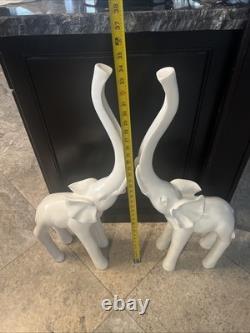 Ensemble de deux éléphants en bois vintage