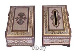 Ensemble de deux pièces (jumelles) de boîtes à mouchoirs en bois antique persan faites à la main et ornées d'incrustations.