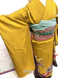 Ensemble de kimono en pure soie à manches longues, crêpe, deux couleurs, jaune moutarde, matcha Ensemble de kimono en pure soie à manches longues, crêpe, deux couleurs, jaune moutarde, matcha