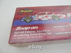 Ensemble de tournevis Snap On Dale Earnhardt en deux pièces avec voiture de collection.
