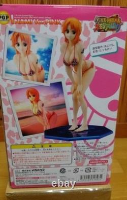Ensemble deux pièces Figure POP Nami version maillot de bain ONE PIECE