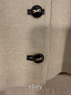 Ensemble jupe tricot St. John Santana taille 6 beige boutons logo luxe vieille richesse Ensemble jupe tricot St. John Santana taille 6 beige boutons logo luxe vieille richesse