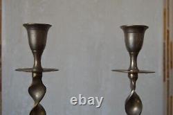 Ensemble rare de deux porte-bougies vintage en métal d'Israël, 11,5 cm, provenant de Jérusalem.