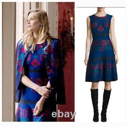 Ensemble robe et veste jacquard 'Ruby Roses' de la collection St. John