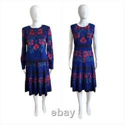 Ensemble robe et veste jacquard 'Ruby Roses' de la collection St. John