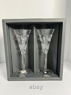 Flûtes à champagne de la paix VTG Waterford Crystal Millennium, paire avec boîte