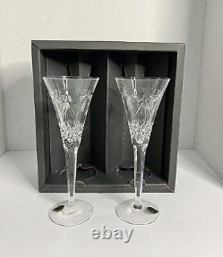 Flûtes à champagne de la paix VTG Waterford Crystal Millennium, paire avec boîte