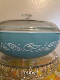 HTF Pyrex vintage rare soufflé de feuilles 024 plat rond de 2 pintes avec couvercle