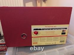 Hornby R1066 D'OCCASION Le Coffret LMS 8F No. 84453 plus 3 Voitures Pullman, Piste, Co