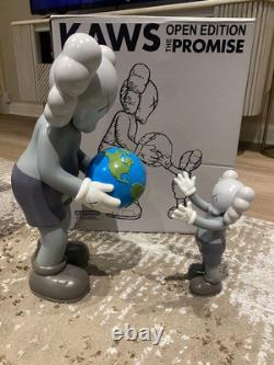 Kaws Édition Ouverte La Promesse Ensemble de Deux Figurines Offrir au Monde Nouveau