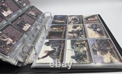 Le Seigneur des Anneaux Les Deux Tours Ensembles de cartes à échanger COMPLETS & Les deux classeurs Topps