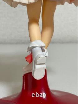 Lot de deux figurines prix Touhou Project Remilia Scarlet Prince couronné